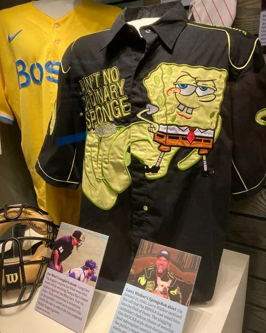 Larry Walker Spongebob shirt before hall of fame induction